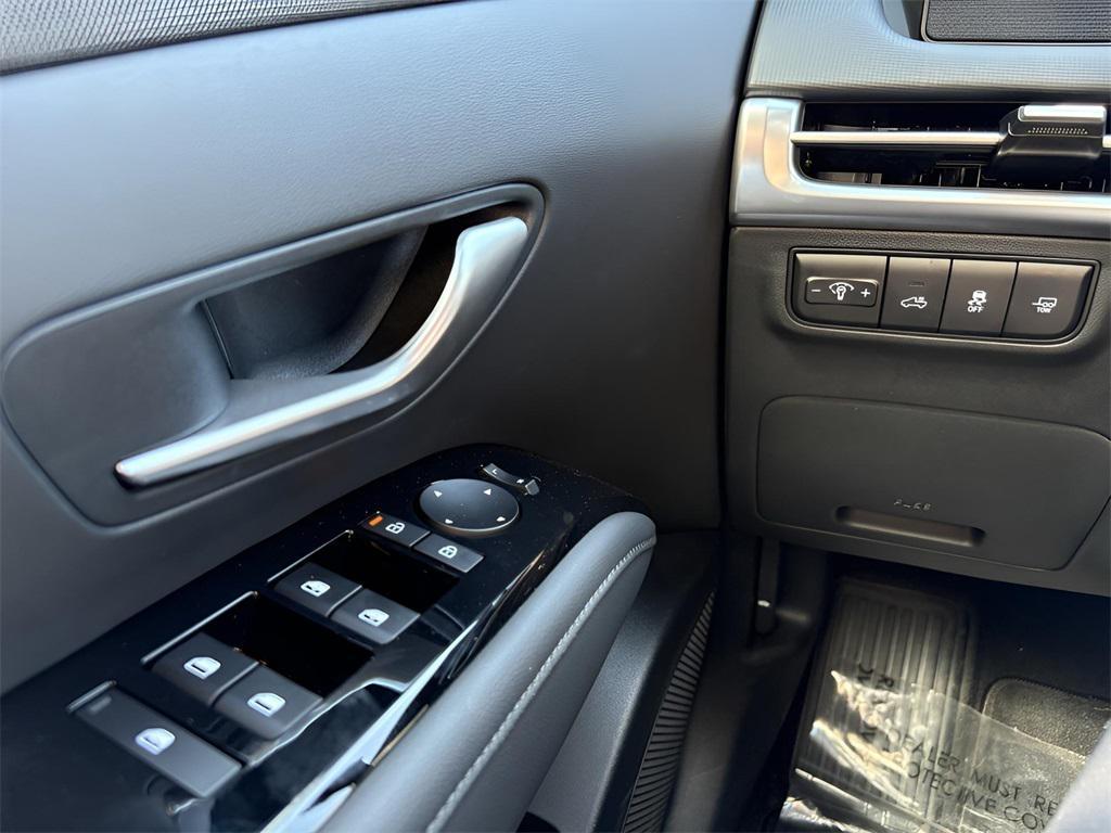 new 2025 Hyundai Santa Fe car, priced at $39,940