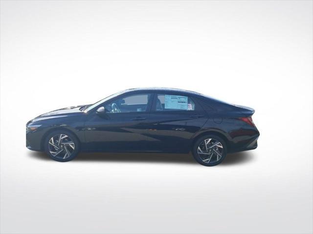 new 2025 Hyundai Elantra car, priced at $23,085