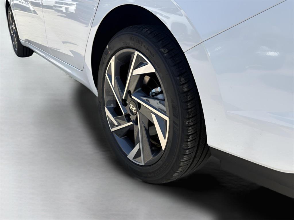 new 2025 Hyundai Elantra car, priced at $23,995