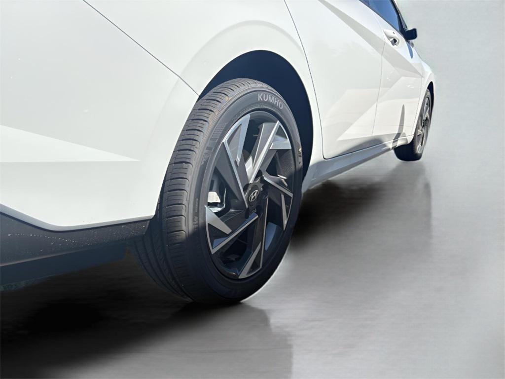 new 2025 Hyundai Elantra car, priced at $24,909