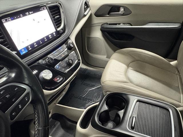 used 2021 Chrysler Pacifica Hybrid car, priced at $20,500