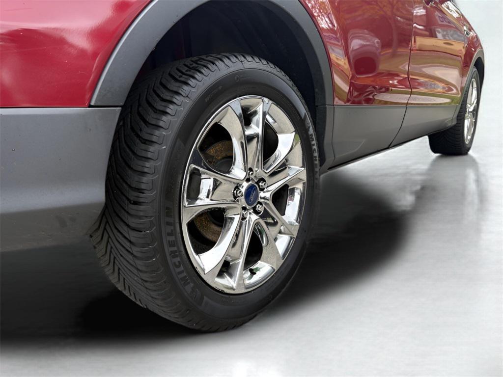 used 2013 Ford Escape car, priced at $5,995
