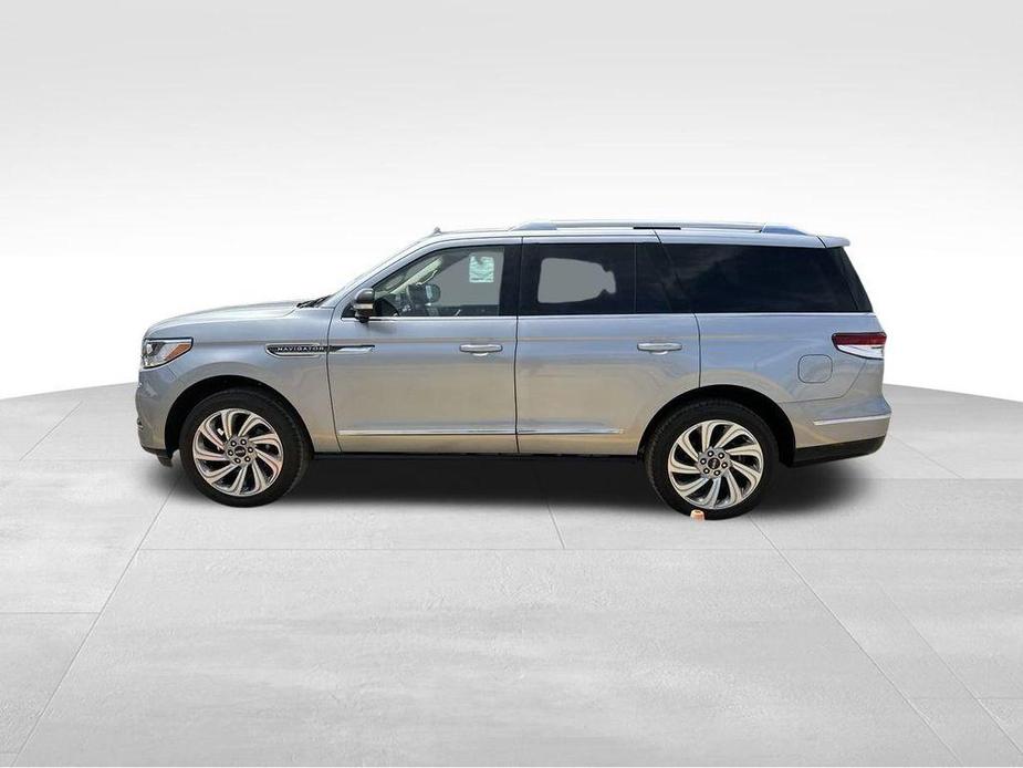 new 2024 Lincoln Navigator car, priced at $107,325