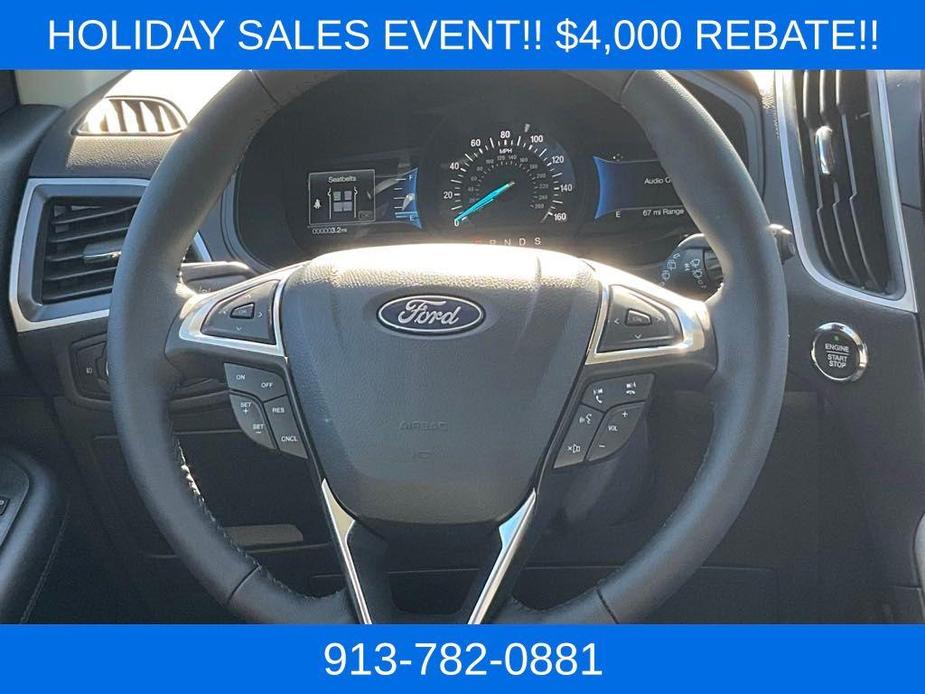 new 2024 Ford Edge car, priced at $37,071