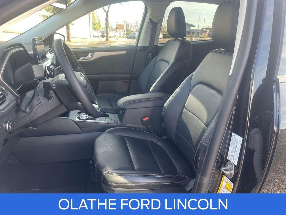 used 2022 Ford Escape car, priced at $26,357