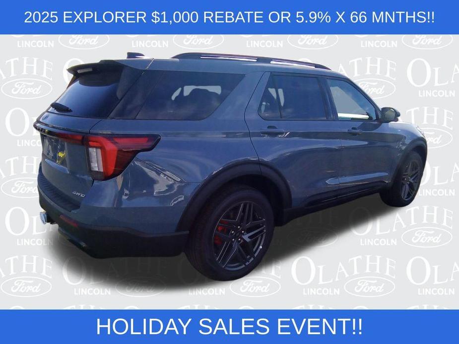 new 2025 Ford Explorer car, priced at $52,083