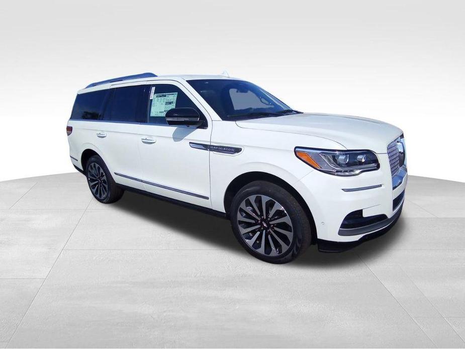 new 2024 Lincoln Navigator car, priced at $105,945