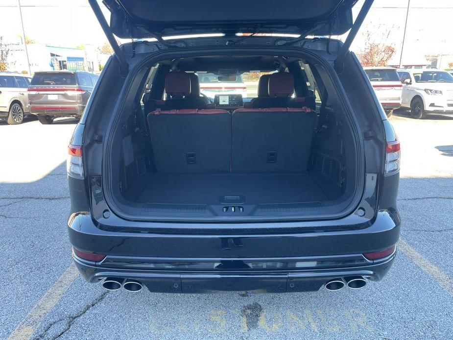 new 2025 Lincoln Aviator car, priced at $75,175