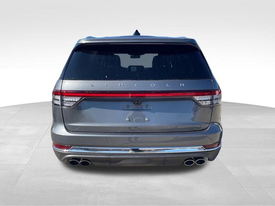 new 2025 Lincoln Aviator car, priced at $72,625