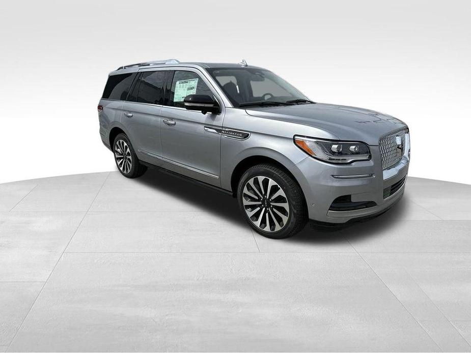 new 2024 Lincoln Navigator car, priced at $107,850