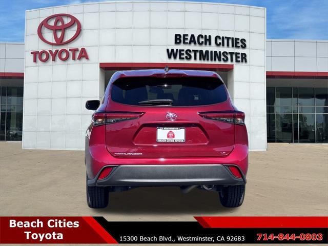 used 2022 Toyota Highlander car, priced at $32,359