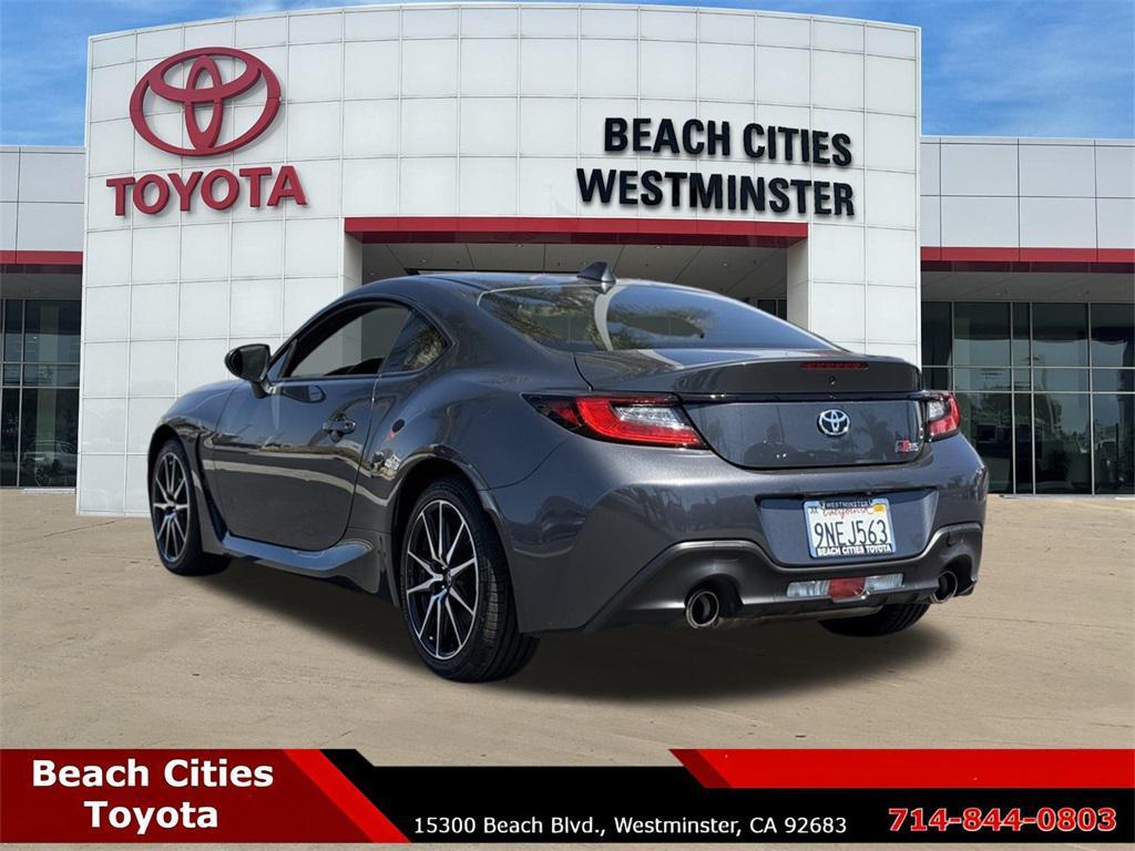used 2024 Toyota GR86 car, priced at $30,933