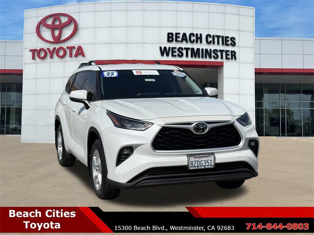 used 2022 Toyota Highlander car, priced at $29,419