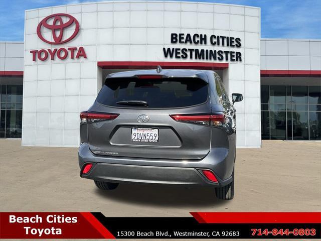 used 2023 Toyota Highlander car, priced at $32,987