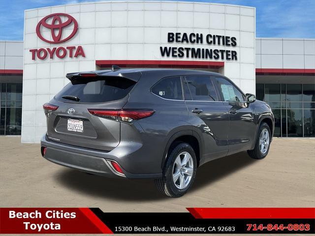 used 2023 Toyota Highlander car, priced at $32,987