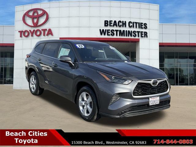 used 2023 Toyota Highlander car, priced at $32,987