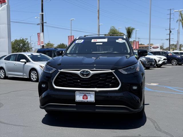 used 2023 Toyota Highlander car, priced at $36,865