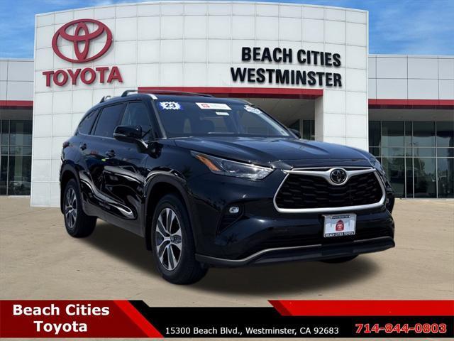 used 2023 Toyota Highlander car, priced at $36,865