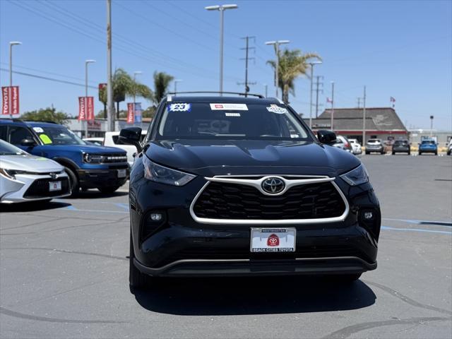 used 2023 Toyota Highlander car, priced at $36,865