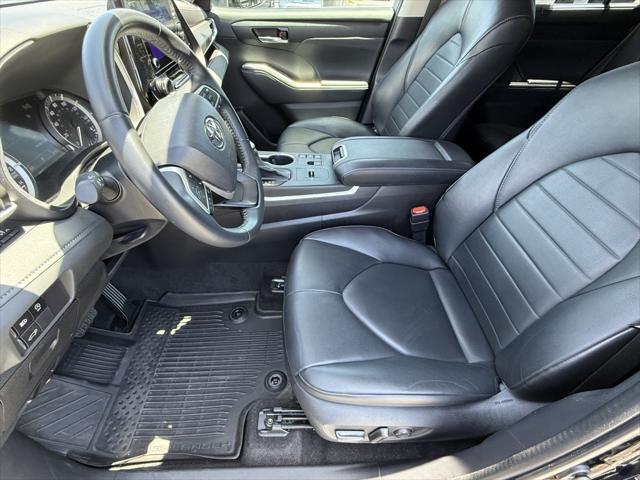 used 2023 Toyota Highlander car, priced at $36,865
