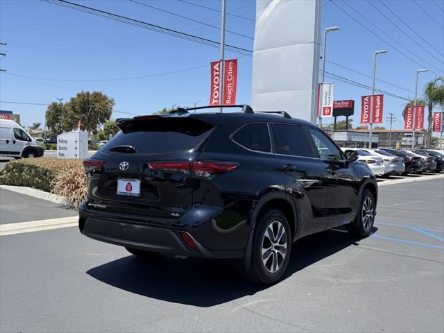 used 2023 Toyota Highlander car, priced at $36,865