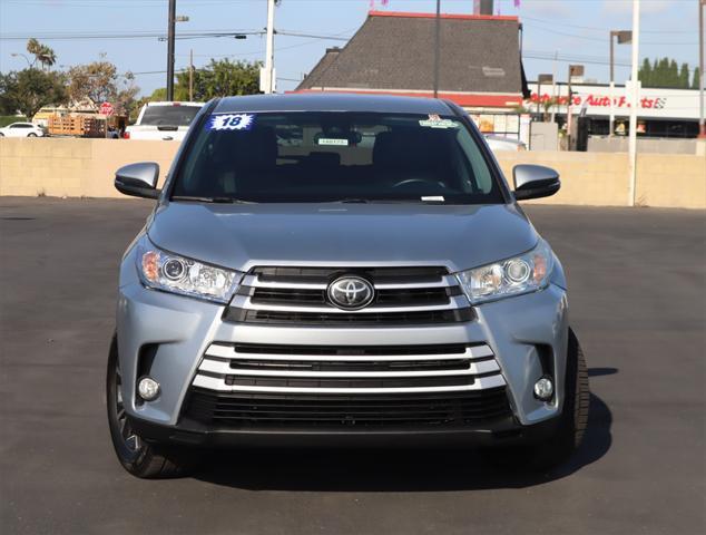 used 2018 Toyota Highlander car, priced at $22,699