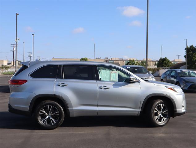 used 2018 Toyota Highlander car, priced at $22,699