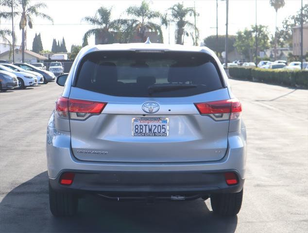 used 2018 Toyota Highlander car, priced at $22,699