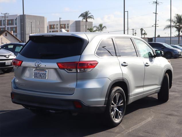 used 2018 Toyota Highlander car, priced at $22,699