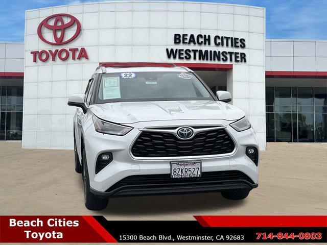 used 2022 Toyota Highlander Hybrid car, priced at $37,499