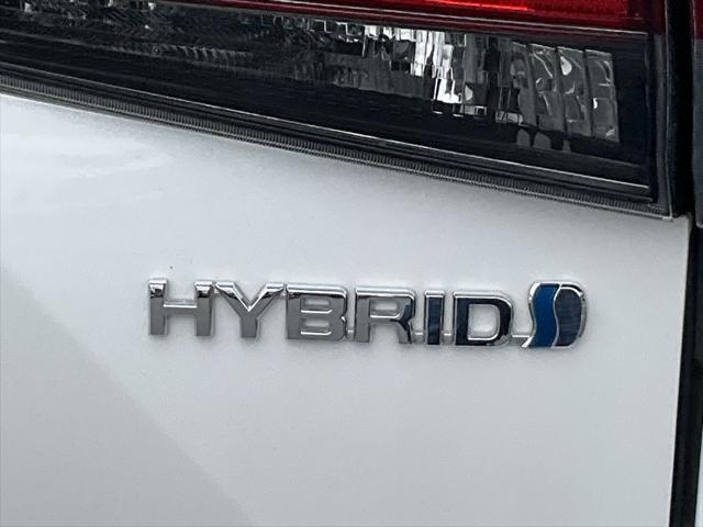 used 2022 Toyota Highlander Hybrid car, priced at $37,499