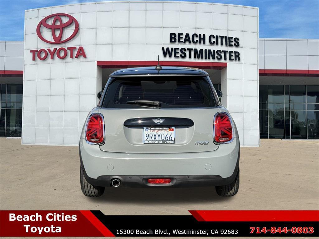 used 2021 MINI Hardtop car, priced at $17,999