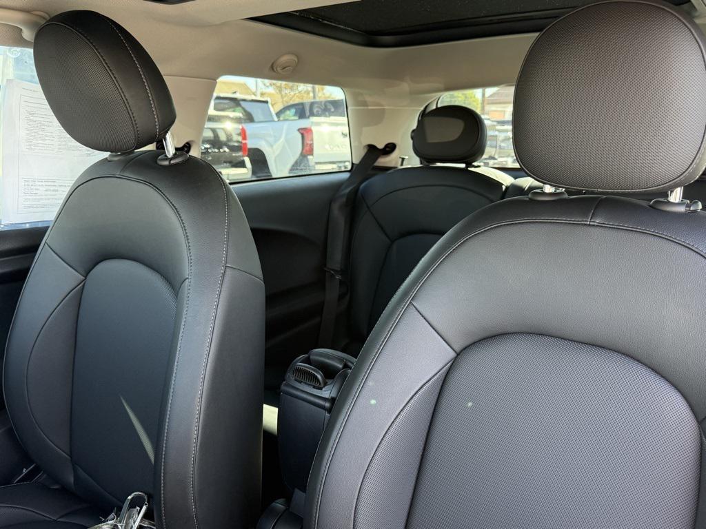 used 2021 MINI Hardtop car, priced at $17,999