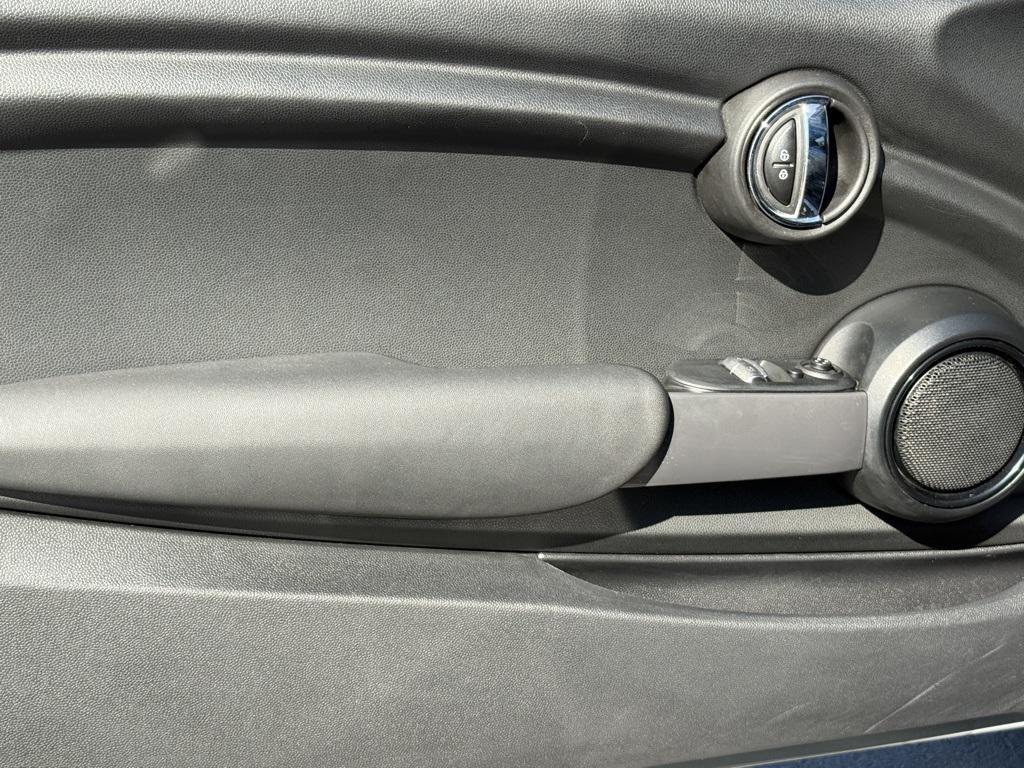 used 2021 MINI Hardtop car, priced at $17,999