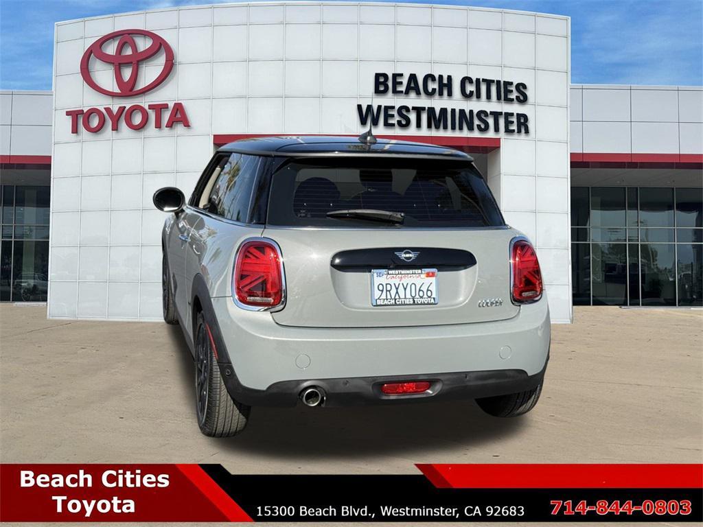 used 2021 MINI Hardtop car, priced at $17,999