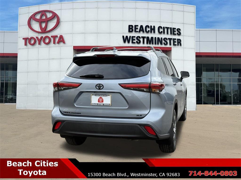 used 2023 Toyota Highlander car, priced at $31,880