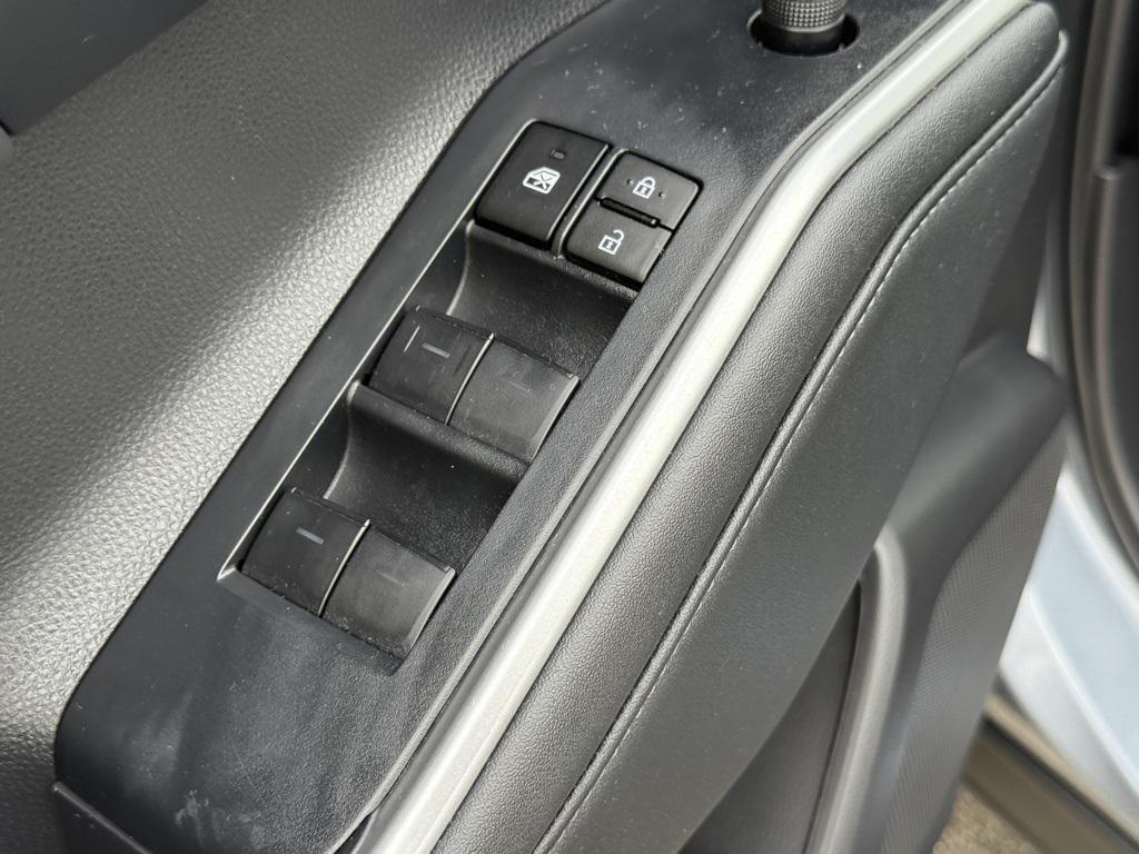 used 2023 Toyota Highlander car, priced at $31,880