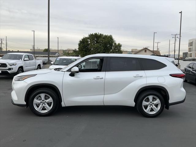 used 2023 Toyota Highlander car, priced at $34,999