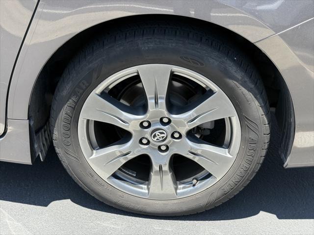 used 2018 Toyota Sienna car, priced at $26,434
