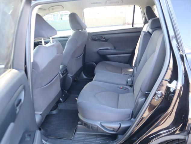 used 2020 Toyota Highlander car, priced at $26,975