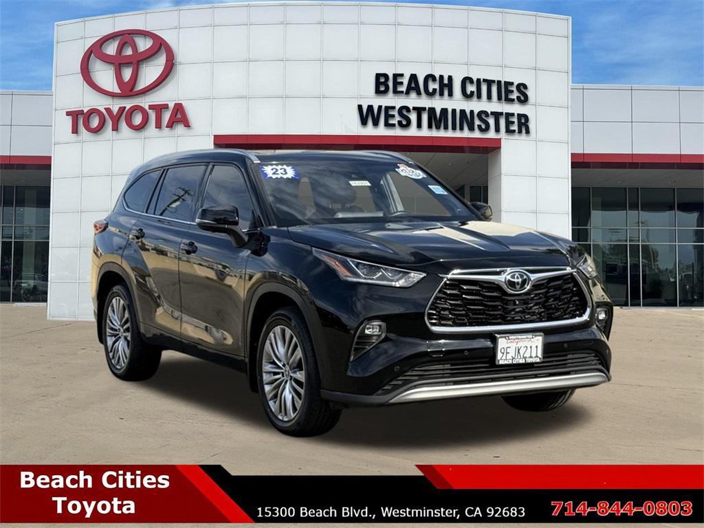 used 2023 Toyota Highlander car, priced at $26,573