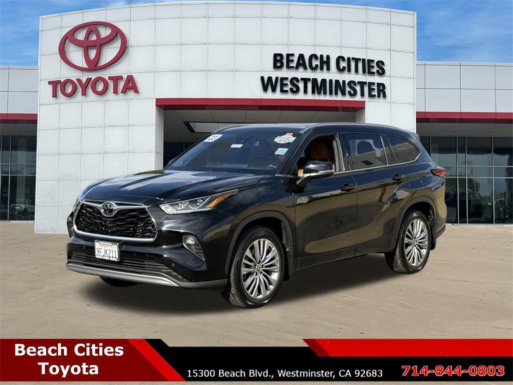 used 2023 Toyota Highlander car, priced at $26,573