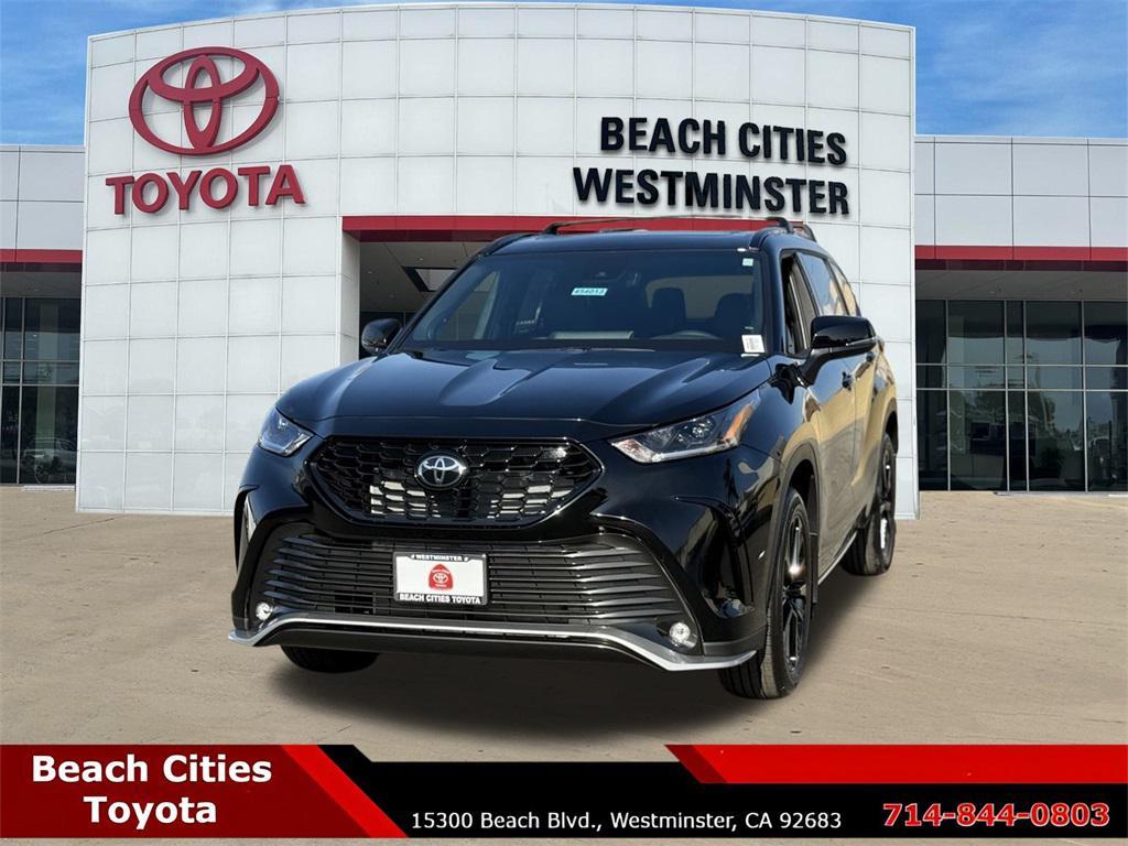 new 2026 Toyota Highlander car, priced at $51,873