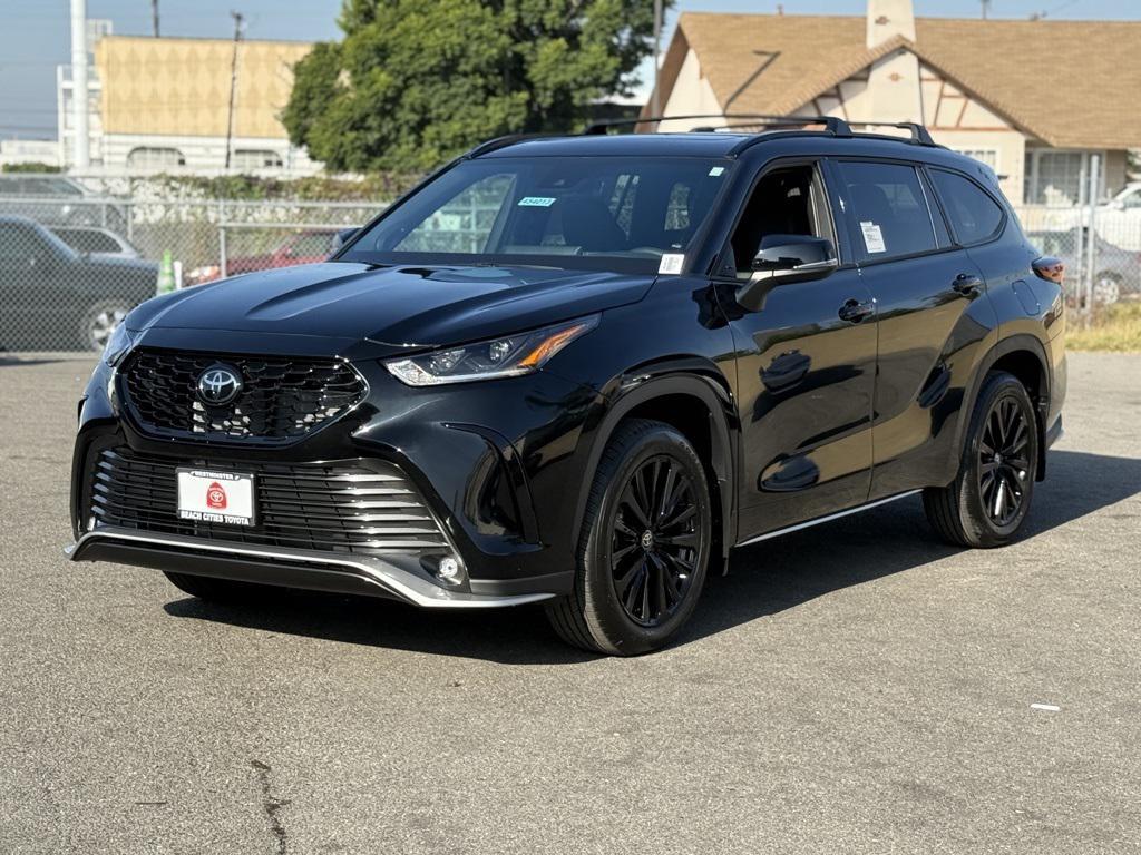 new 2026 Toyota Highlander car, priced at $51,873