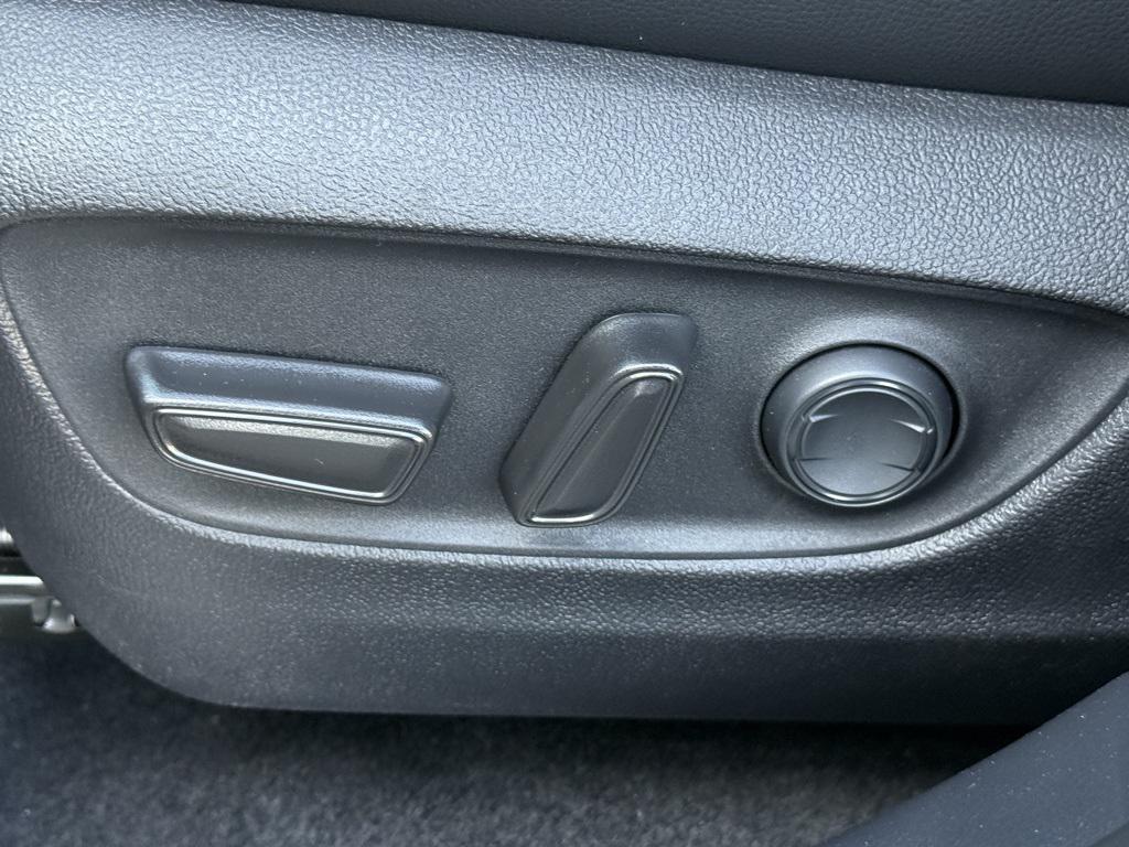 new 2026 Toyota Highlander car, priced at $51,873