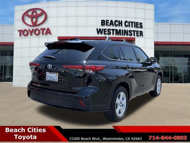 used 2021 Toyota Highlander car, priced at $31,676