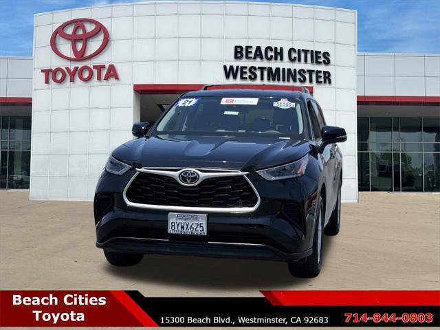 used 2021 Toyota Highlander car, priced at $31,676