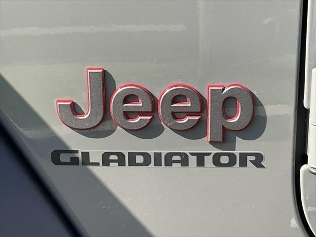 used 2021 Jeep Gladiator car, priced at $38,999