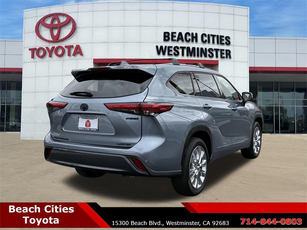 used 2023 Toyota Highlander Hybrid car, priced at $44,452