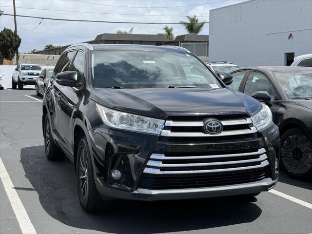 used 2017 Toyota Highlander car, priced at $26,417